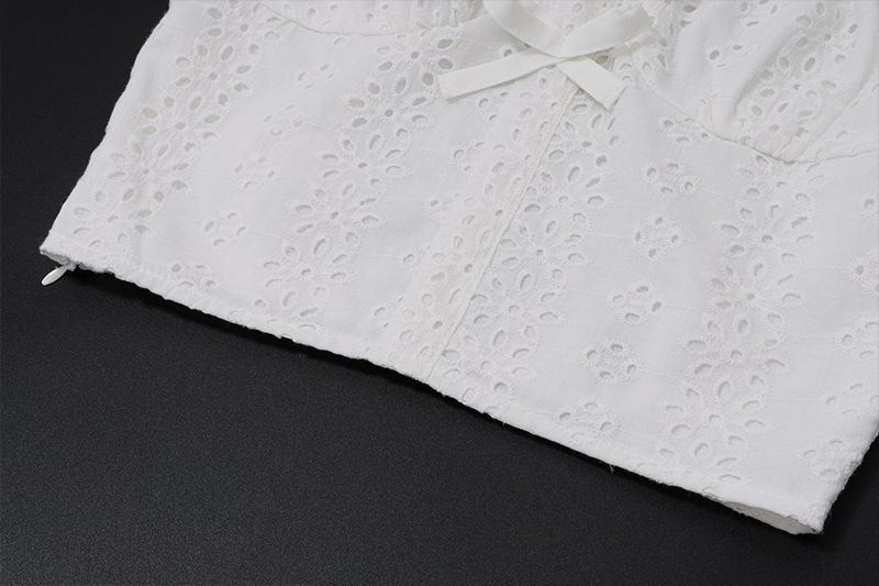 Buy Women's Clothing Online | Buy Trending Dresses for Women