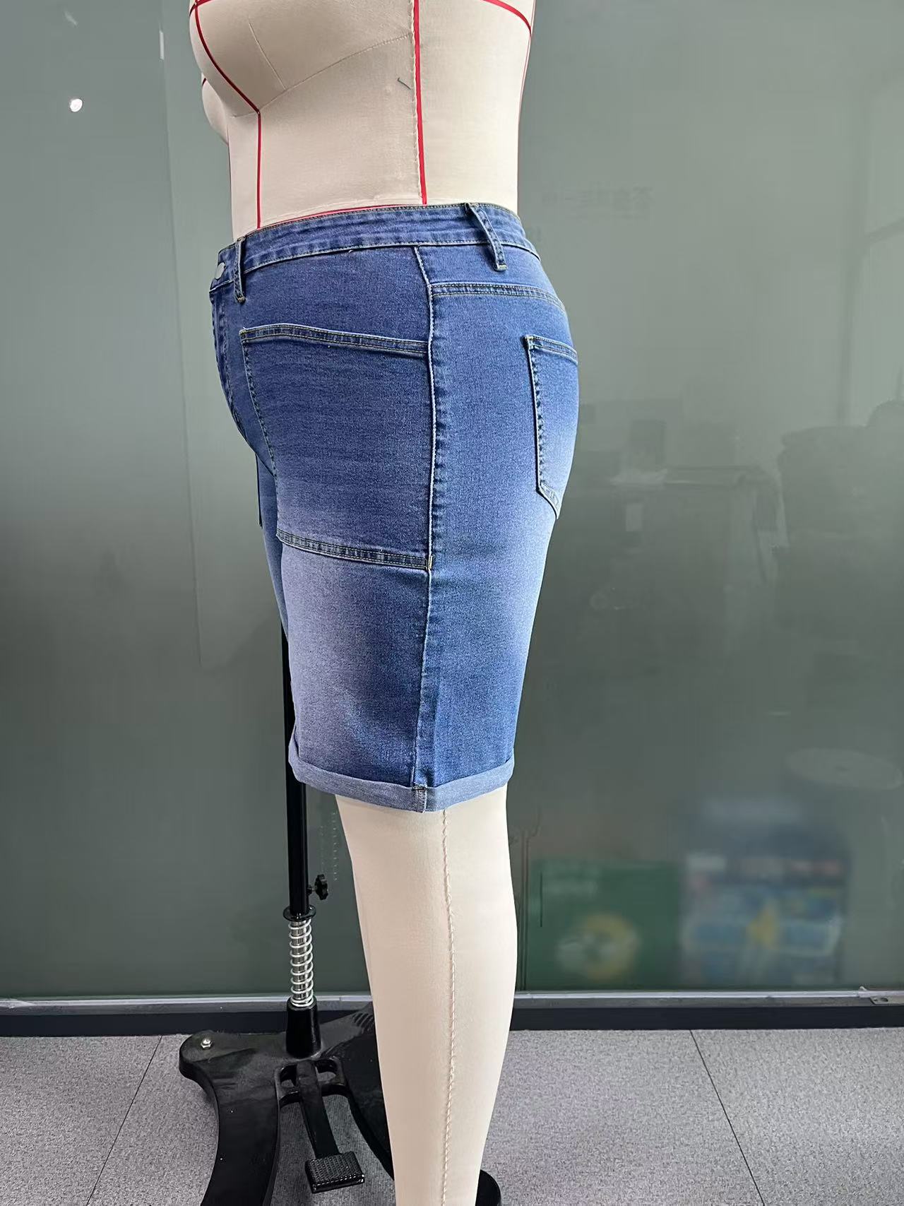 Comfort Stretch Mid-Rise Bermuda Straight-Leg Denim Shorts Comfort Stretch Mid-Rise Bermuda Straight-Leg Denim Shorts