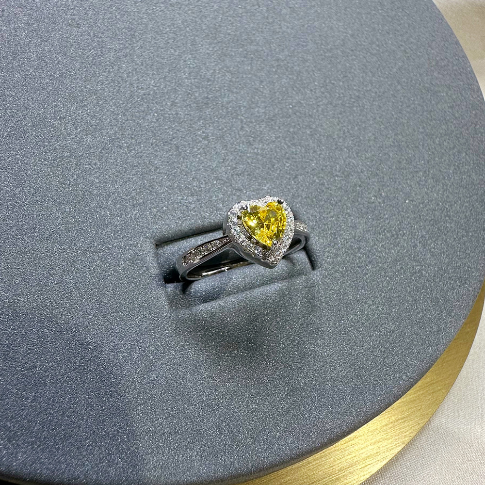 6mm Heart-shaped Yellow Diamond Ring Female 925 Silver