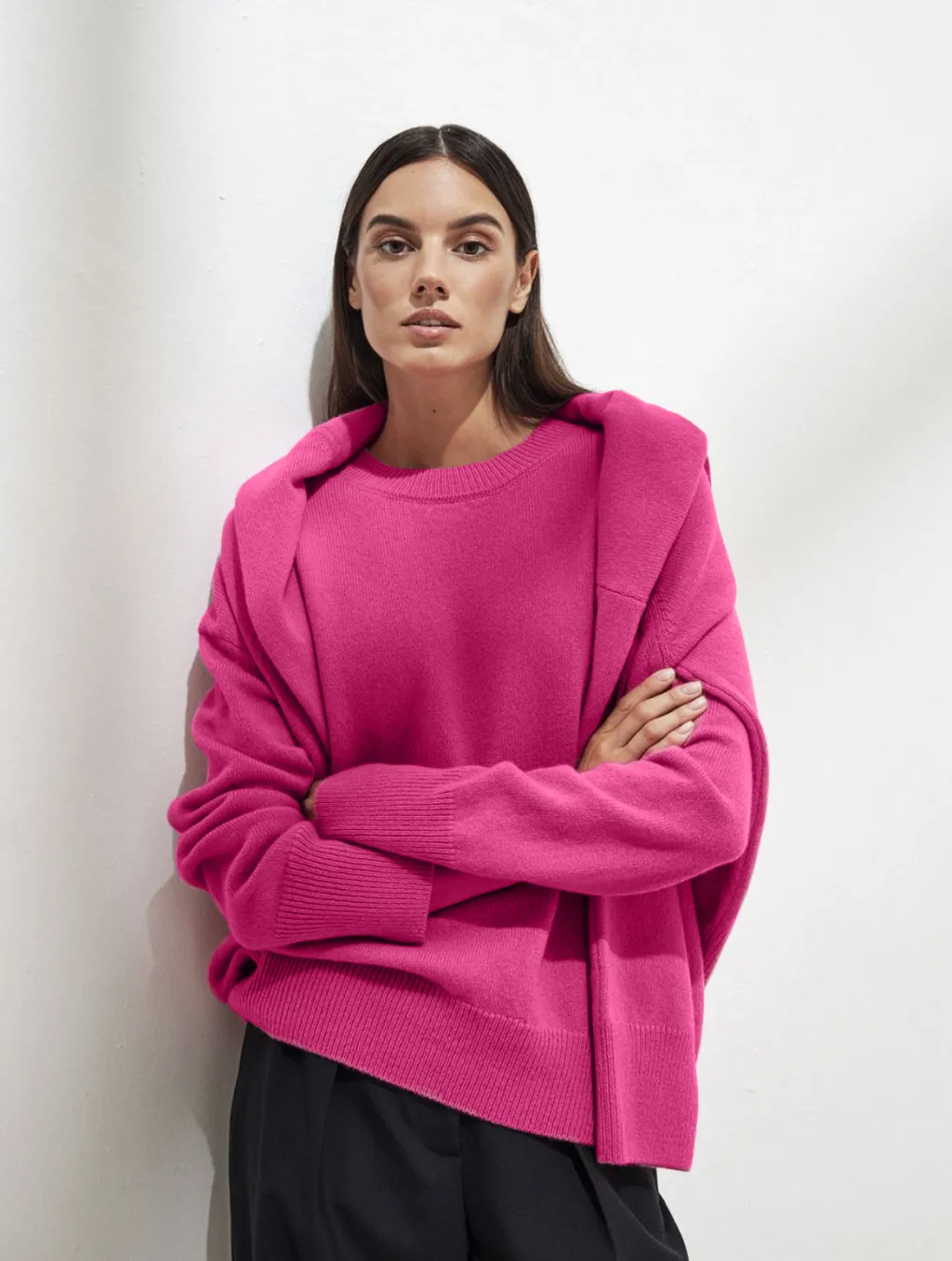 Solid Color Round Neck Sweater Women's Soft Knitted Top - Rose Red