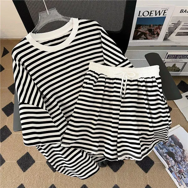 Plus-Size Preppy-Style Striped Casual Sportswear Set - Black