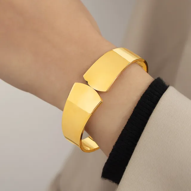 Mirror Asymmetric Titanium Steel Glossy Bracelet For Women Gold - Shop at LoveMi