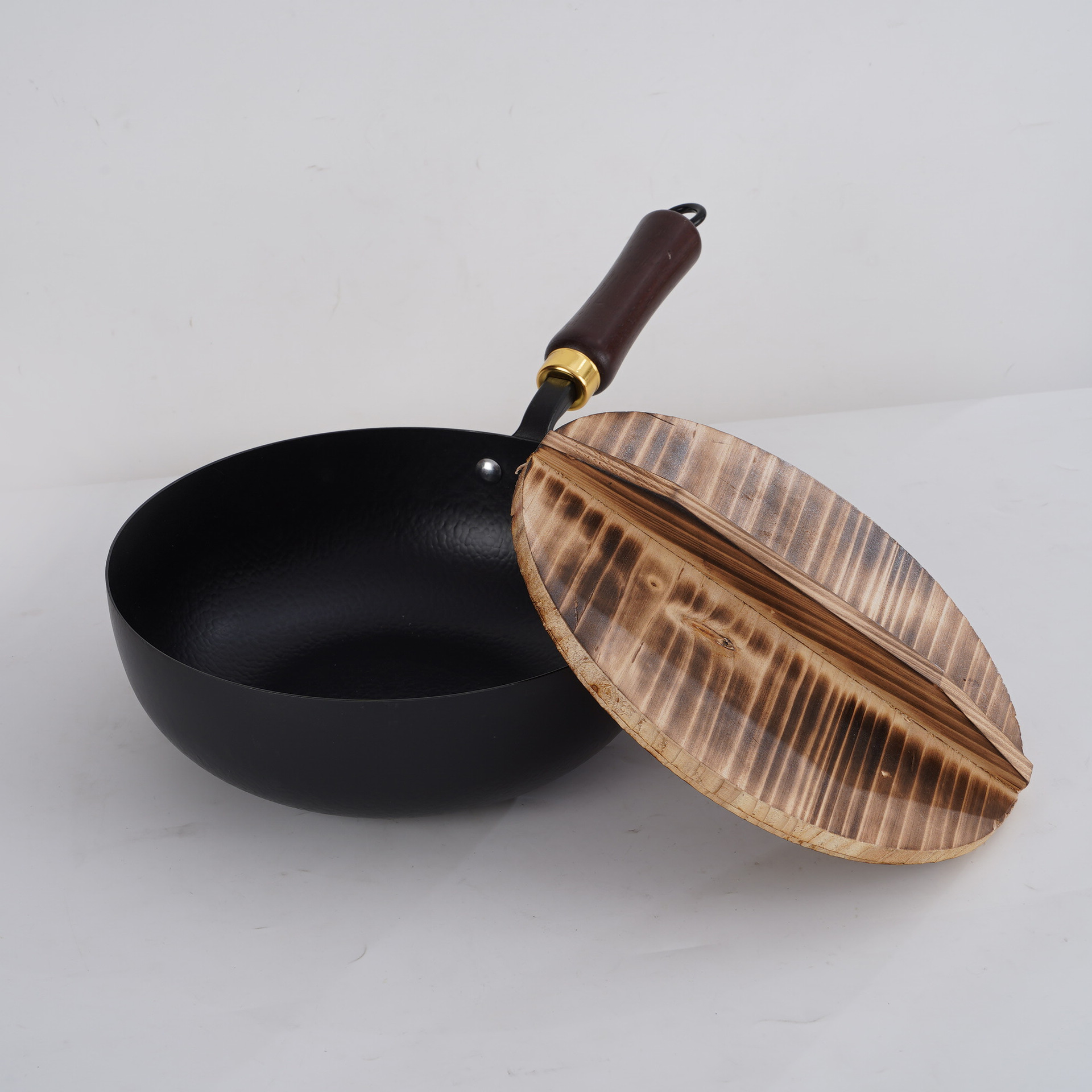 Hammer Pattern Small Iron Pot Flat Bottom Household