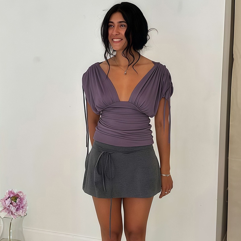 Blusa Feminina Assimétrica com Decote V