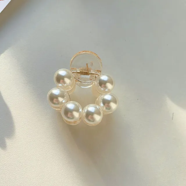 Large And Small Pearls Barrettes Big Pearl - Shop at LoveMi