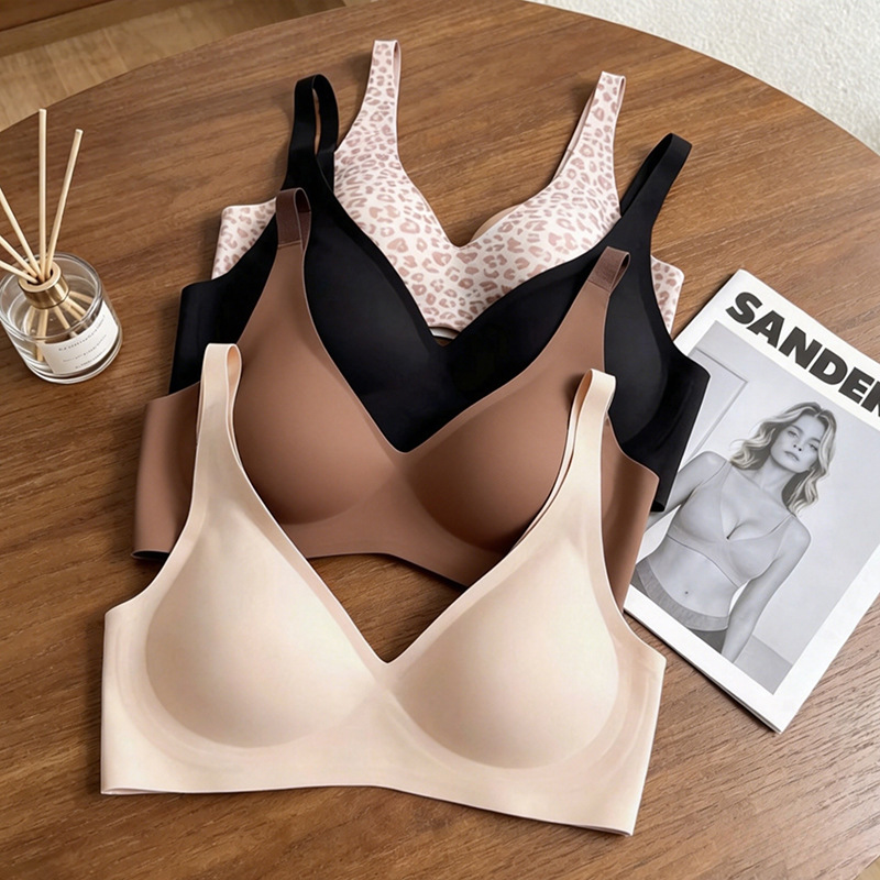 Deep-V Seamless Wireless Bra