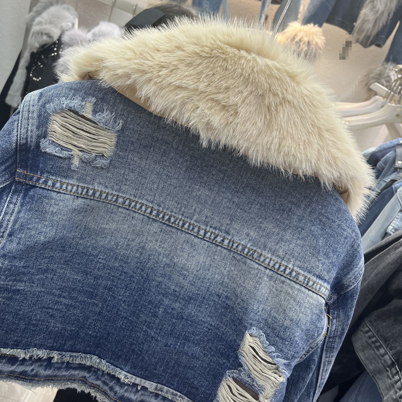 Denim Splicing Quilted Environmental Protection Fox Fur Denim Coat Short - Image 7