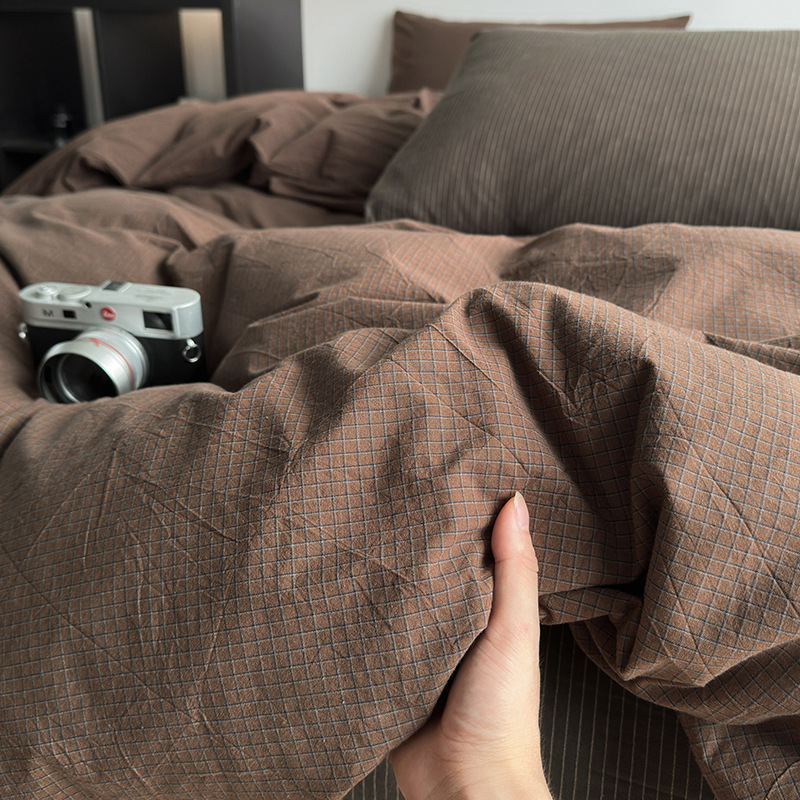 Cotton Four-Piece Bedding Set, picture 12 of 12