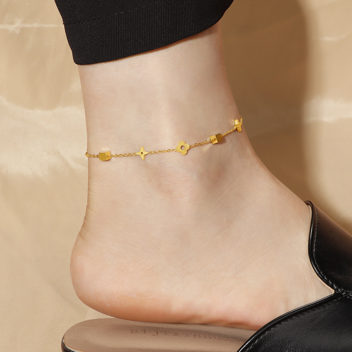 Small-square Niche-design Minimalist Anklet