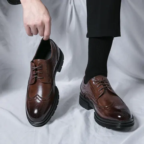 Spring and Autumn Men's Brogue Business Formal Wear Leather