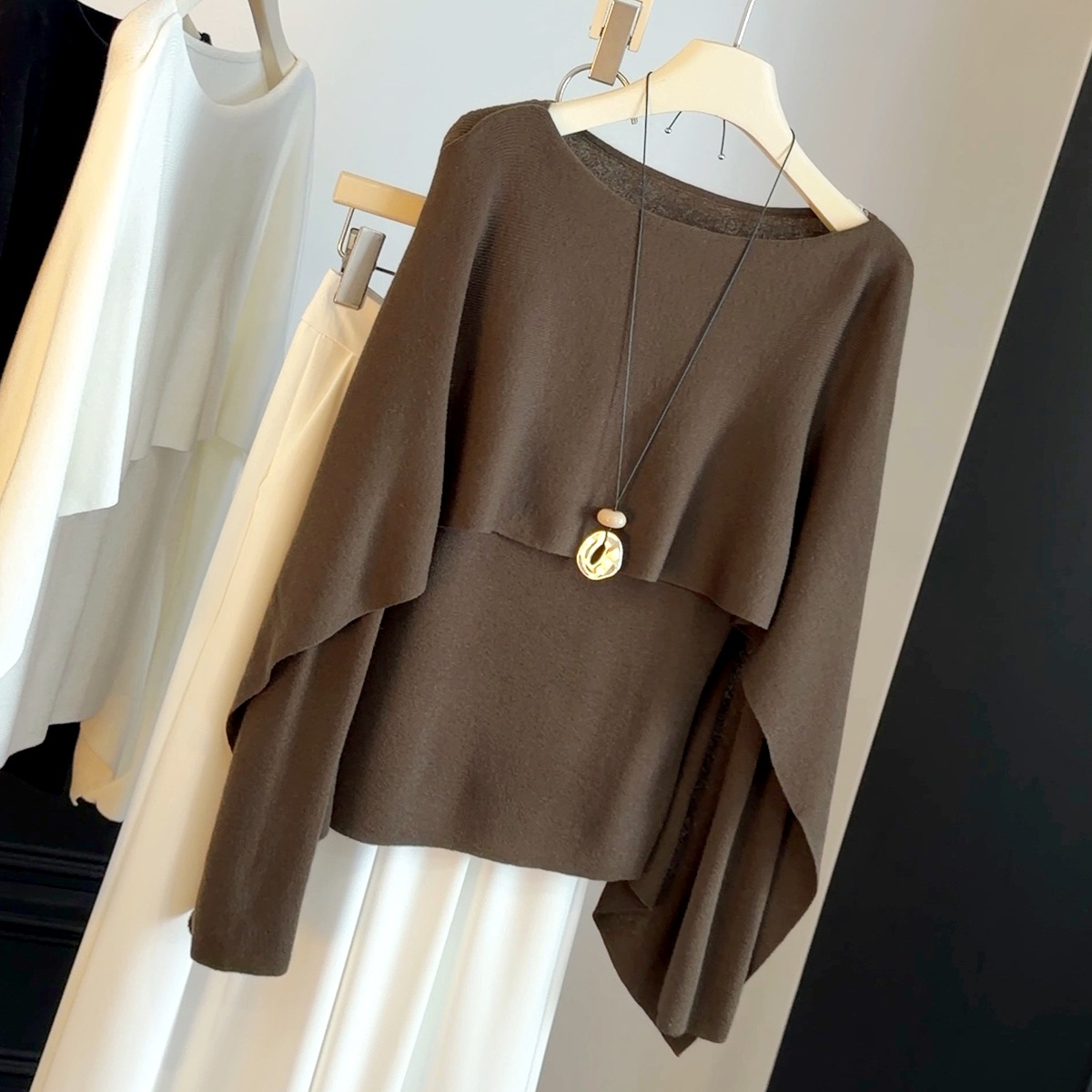 https://cf.cjdropshipping.com/quick/product/c0e4c85b-c96a-4fb6-8082-198c21fab793.jpg