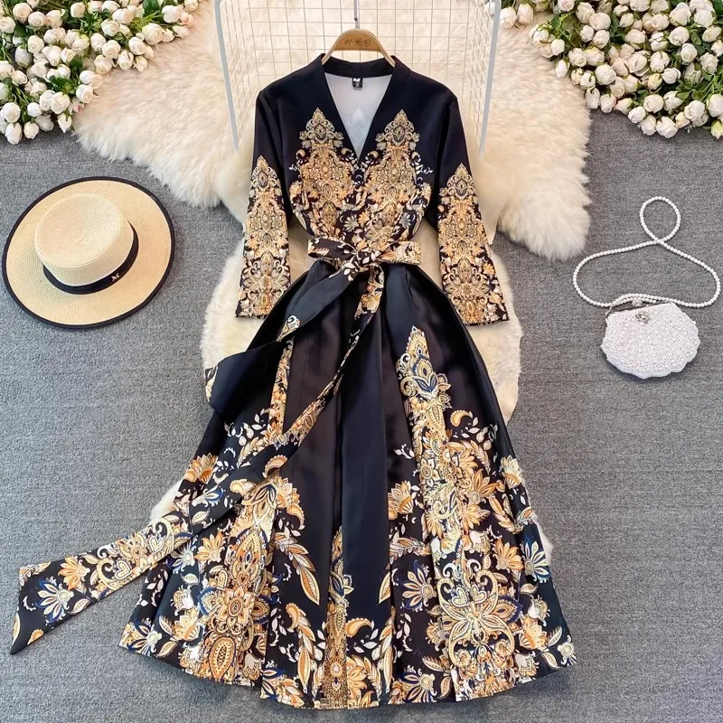 Court Vintage Printing Wide Hem Long Sleeve Dress - Black