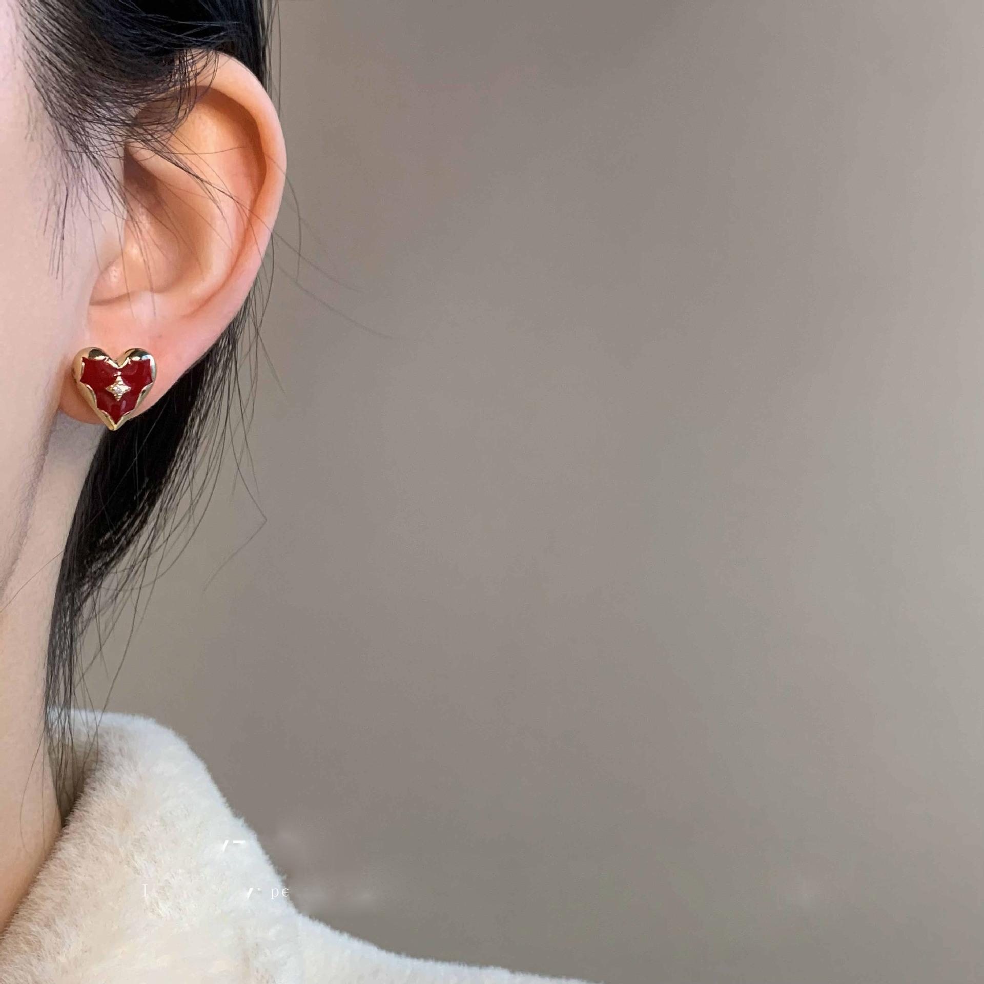 https://cf.cjdropshipping.com/quick/product/c15775b9-50d1-4a86-9e04-76b2d1693908.jpg