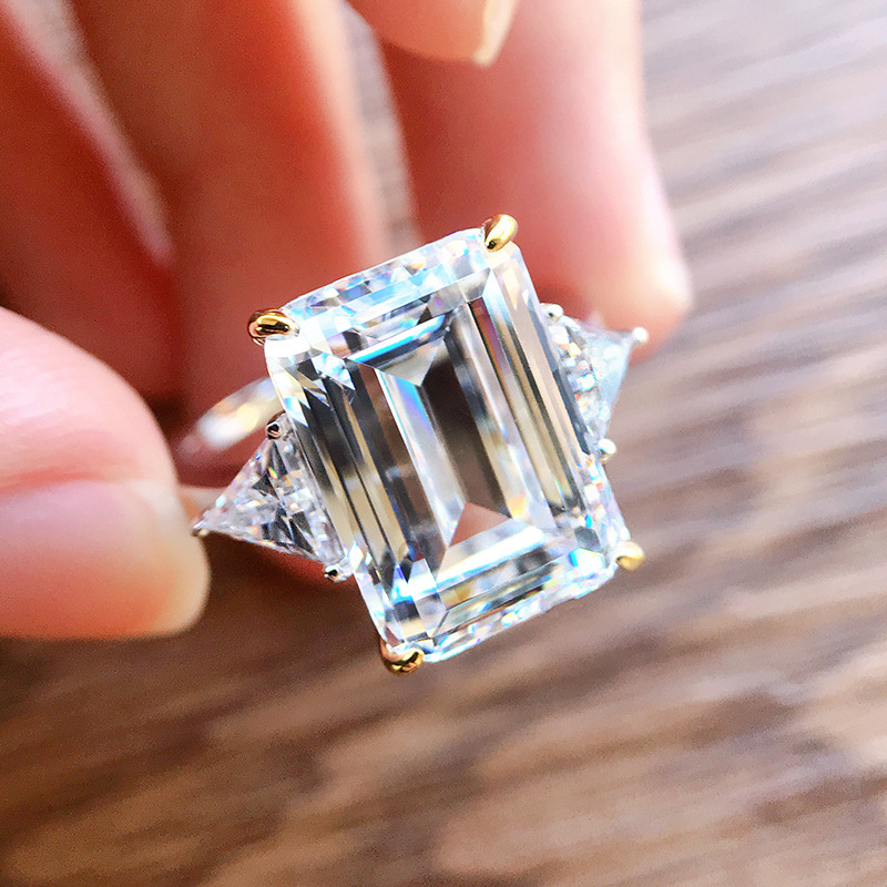 Buy Women's Clothing Online | Buy Trending Dresses for Women