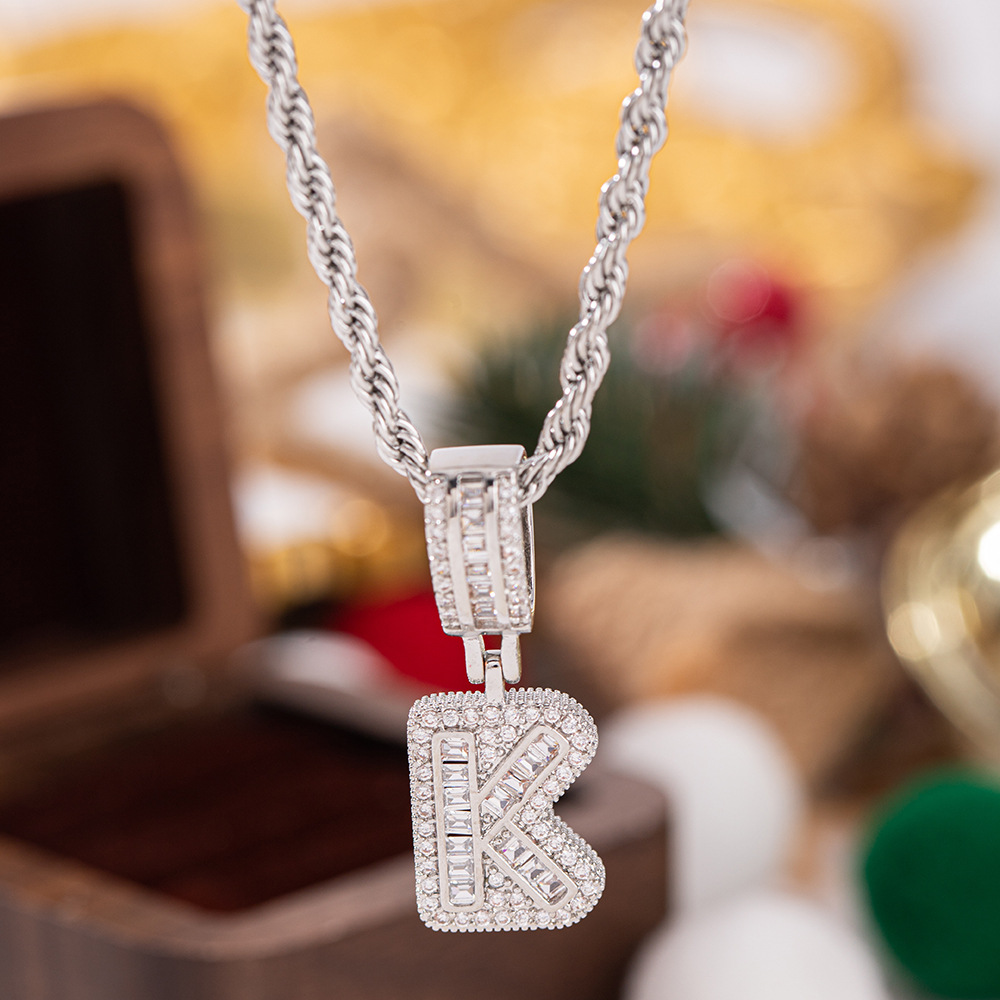 Trendy Full-Diamond 26-Letter Pendant Necklace For Women