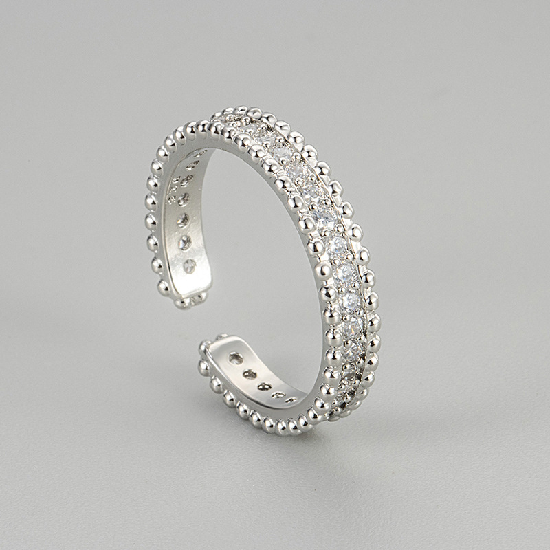 White Gold Color