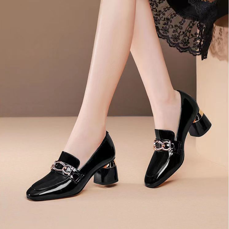 https://cf.cjdropshipping.com/quick/product/c2027456-65ff-4bdc-8e34-8ded427deaca.jpg