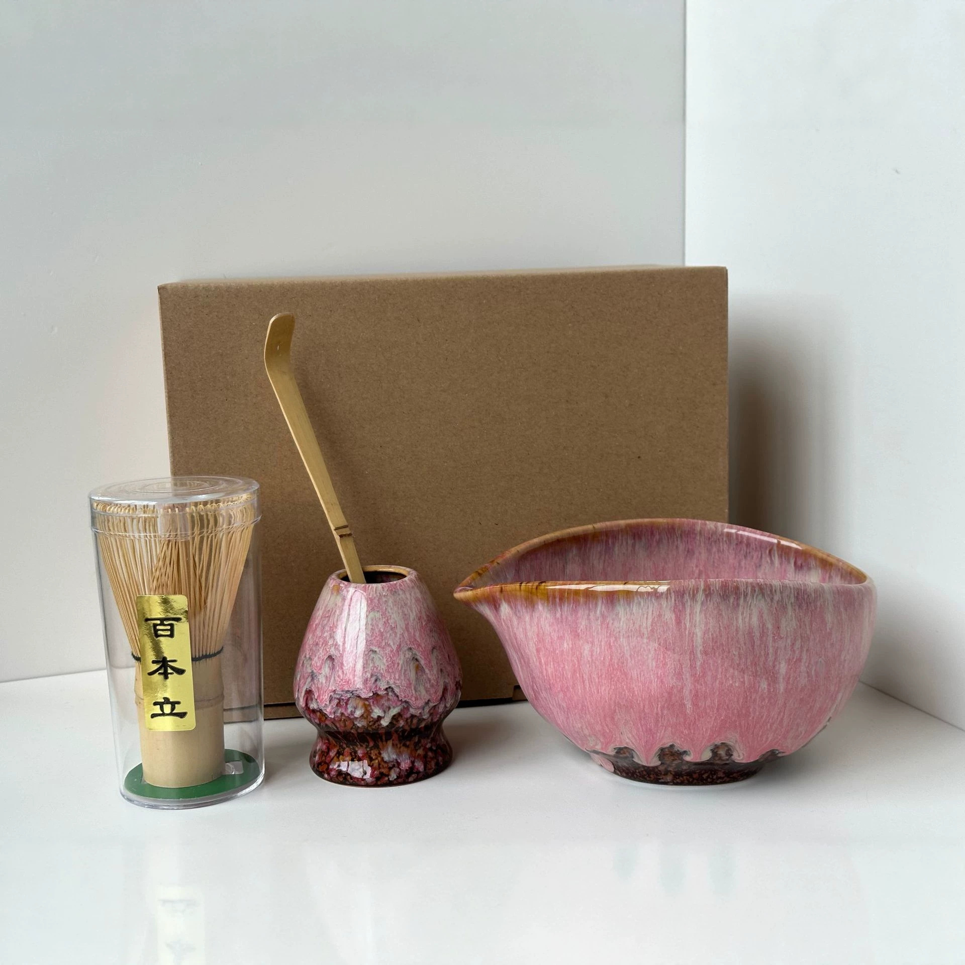 Bol Matcha în stil japonez cu pipă Set de ceai ceramic Set de suporturi pentru chasen