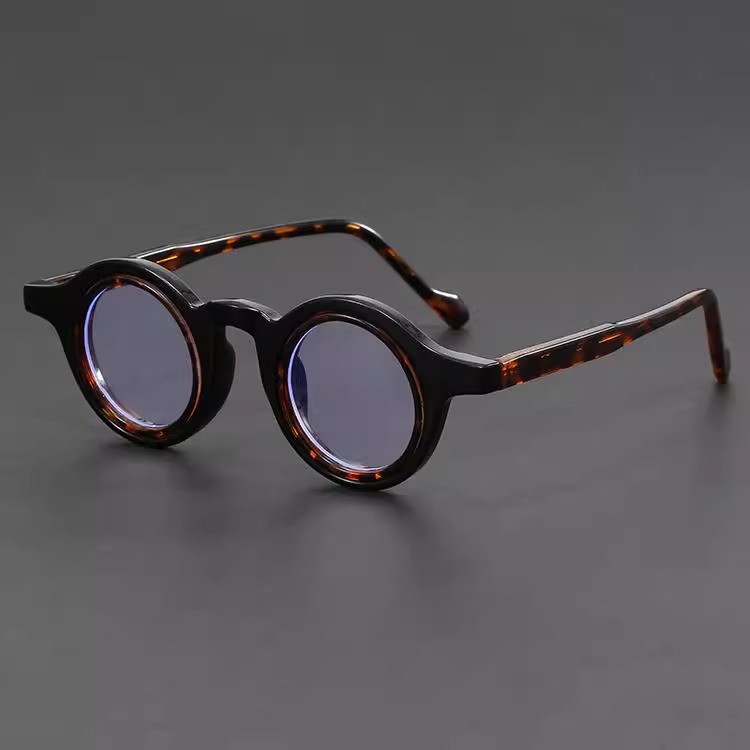 Niche Handmade Eyeglass Frames For Men With Photochromic Prescription Lenses