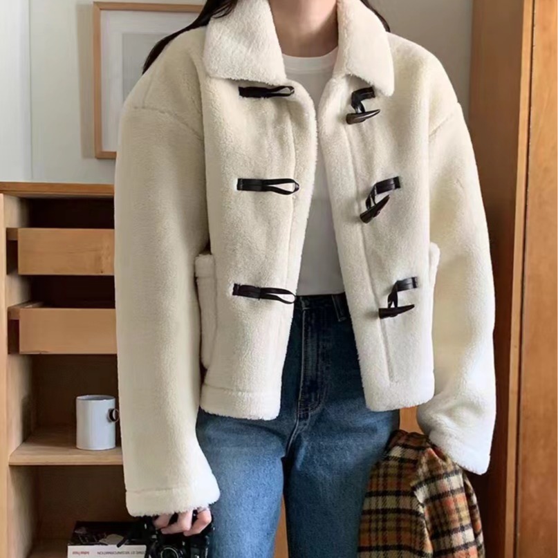 Vintage Shearling Fur-and-leather Combo Warm Short Coat With Horn Buttons