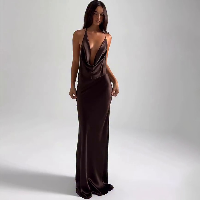 Buy Women's Clothing Online | Buy Trending Dresses for Women