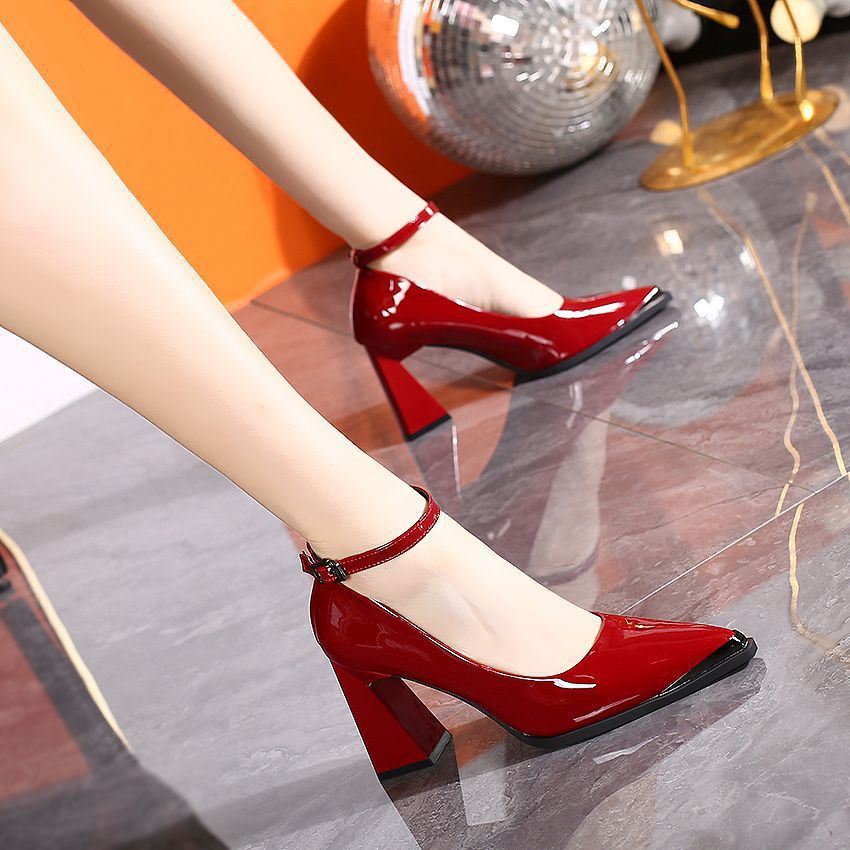 New Style Block-heeled Low-cut Patent Leather Slingback Pumps