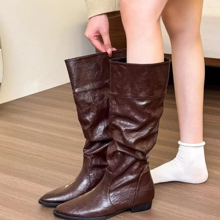 Small Retro Pointed Height Increasing Insole Boots Below The Knee High - Brown