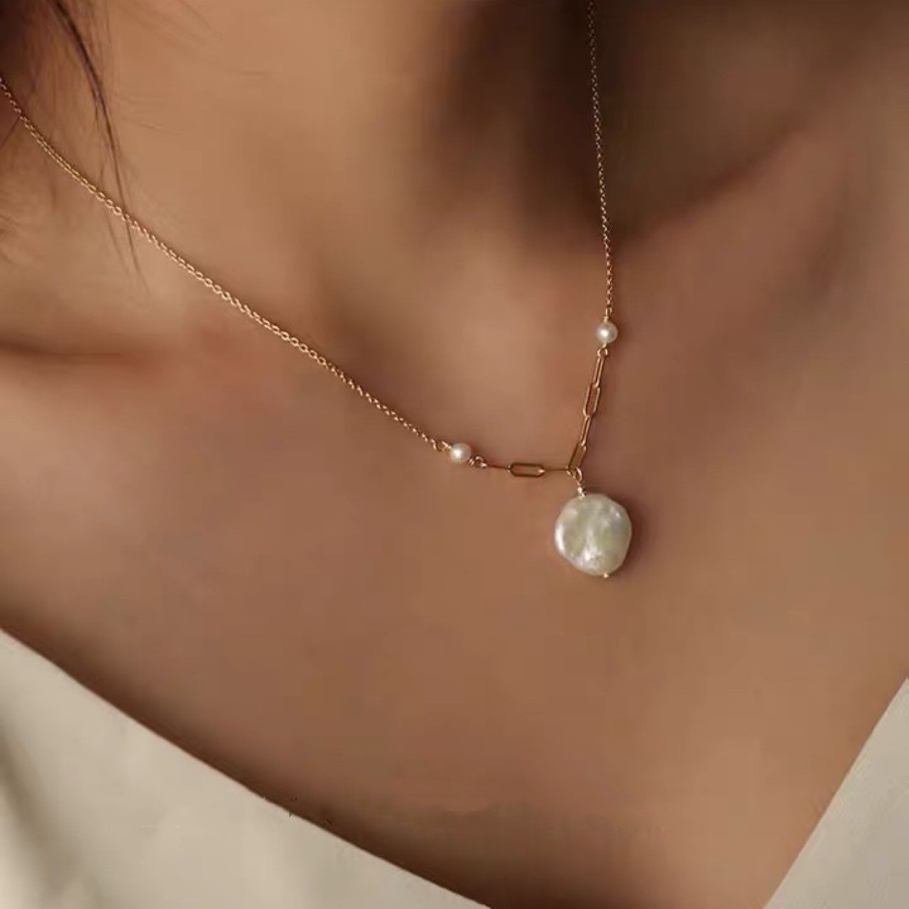 Petal Clavicle Chain