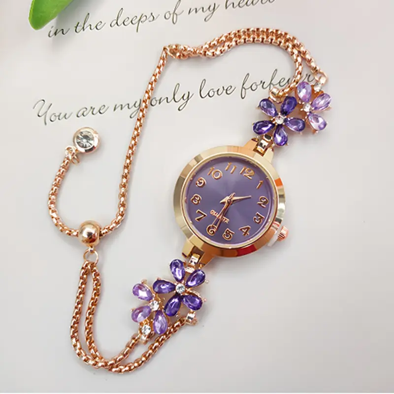 New High-end Chic Flower-shaped Diamond-encrusted Bracelet Watch