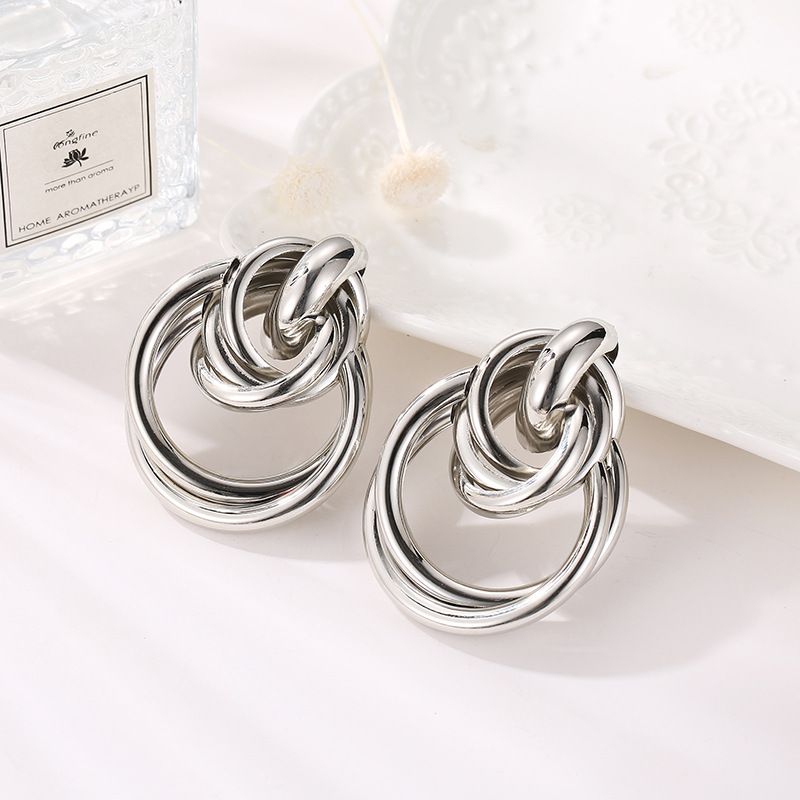 Fashion Exaggerated Circle Stud Earrings Punk