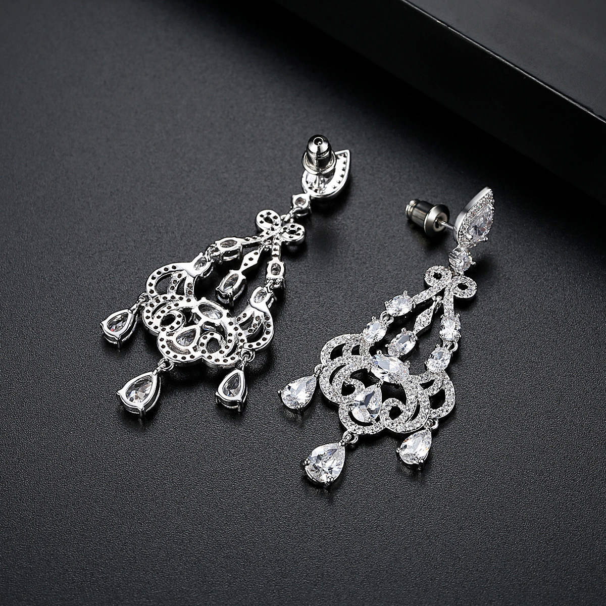 https://cf.cjdropshipping.com/quick/product/c2a4d8ca-ca66-468b-a204-93e6d1663942.jpg