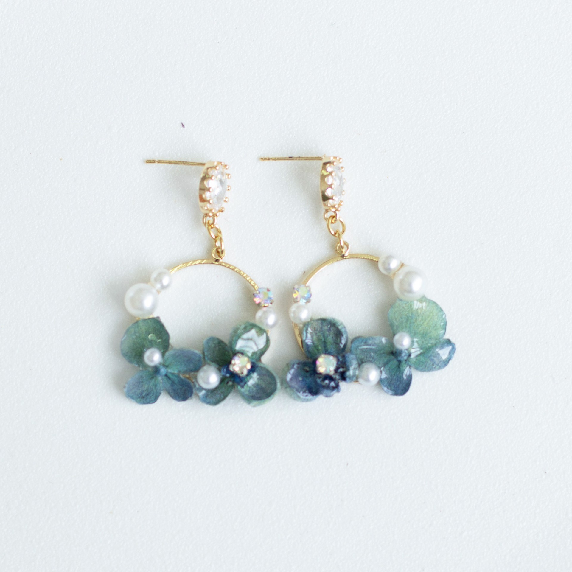 Ultra-fairy Hydrangea Petal Earrings For Women