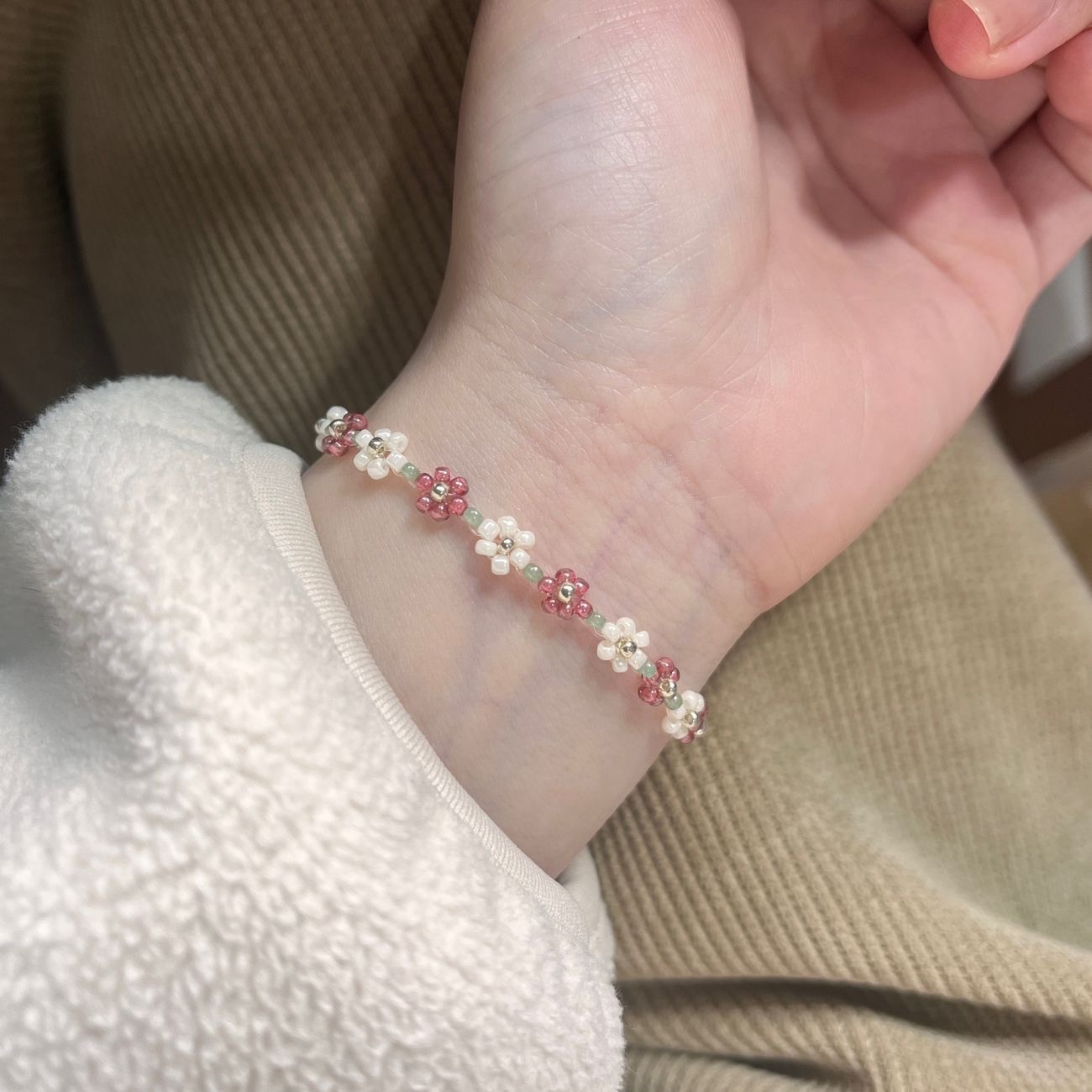 https://cf.cjdropshipping.com/quick/product/c2aa557e-6a1a-48e4-b6c7-87bbb1c01762.jpg