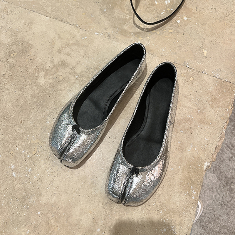 Silver Pig Toe Shoes Slip On Loafers With A Flat Low Cut Design