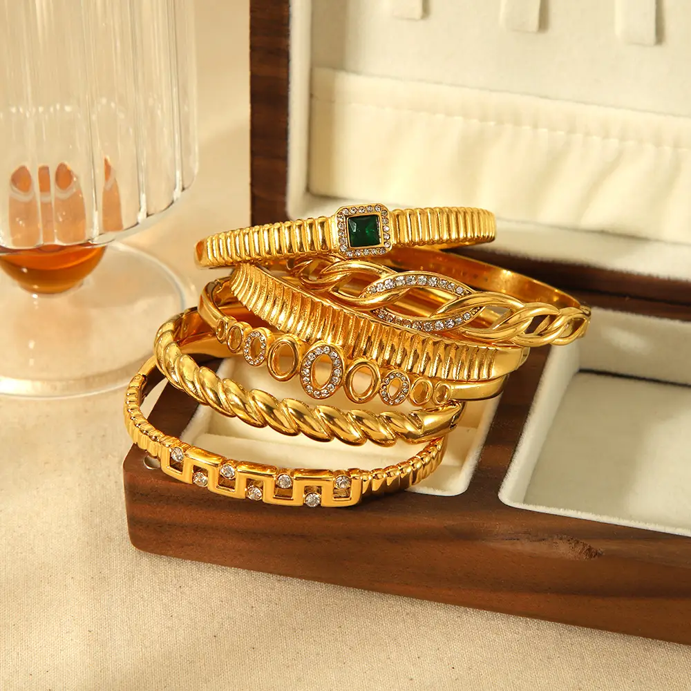 18K Gold Open Titanium Steel Bracelet Girls High Sense Ins