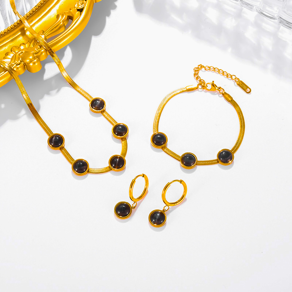 Retro Round Cats-Eye Gemstone Jewelry Set A Light-Luxury Niche High-End Clavicle Necklace With A Sophisticated Aura