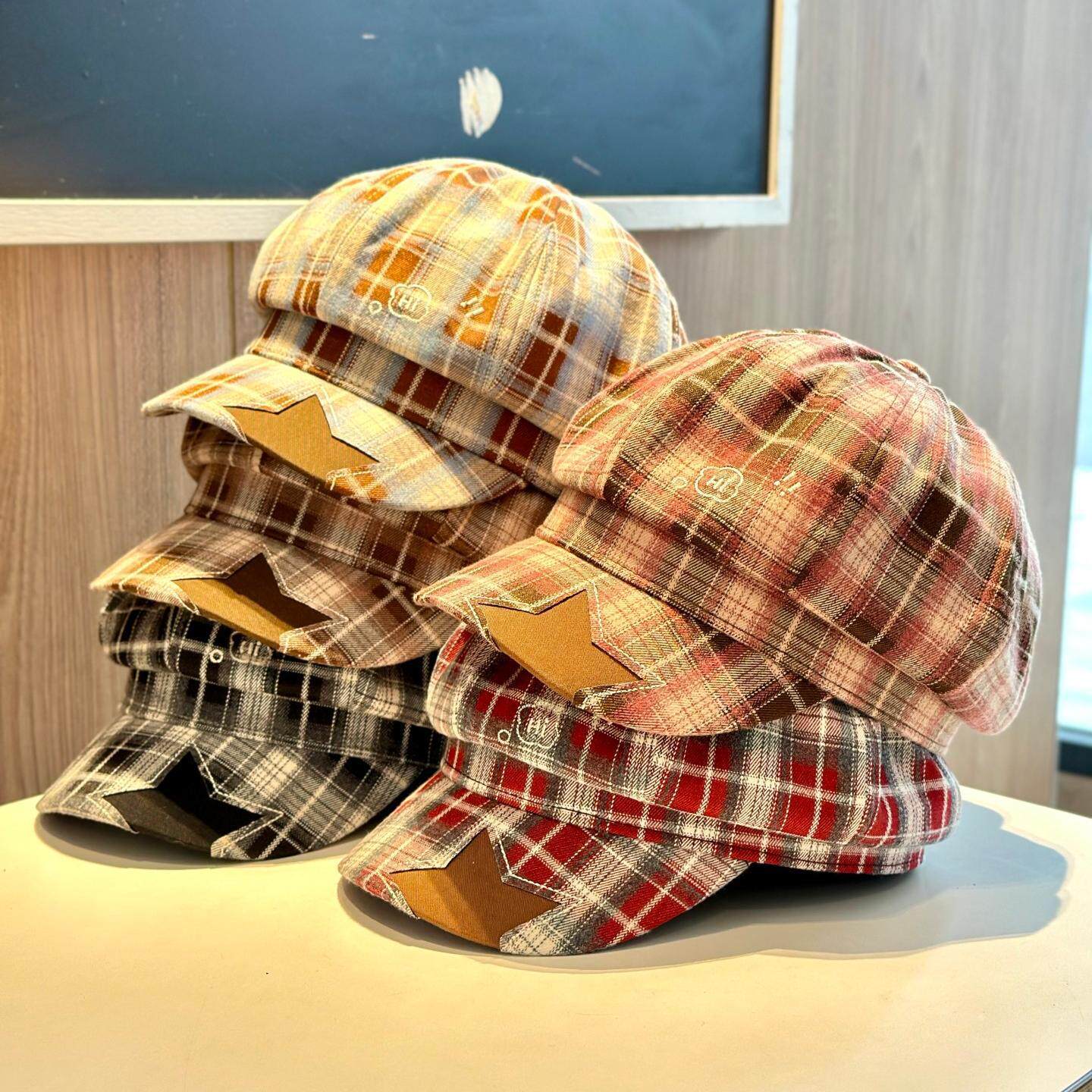 Children Show Face Little Wild Newsboy Cap Painter