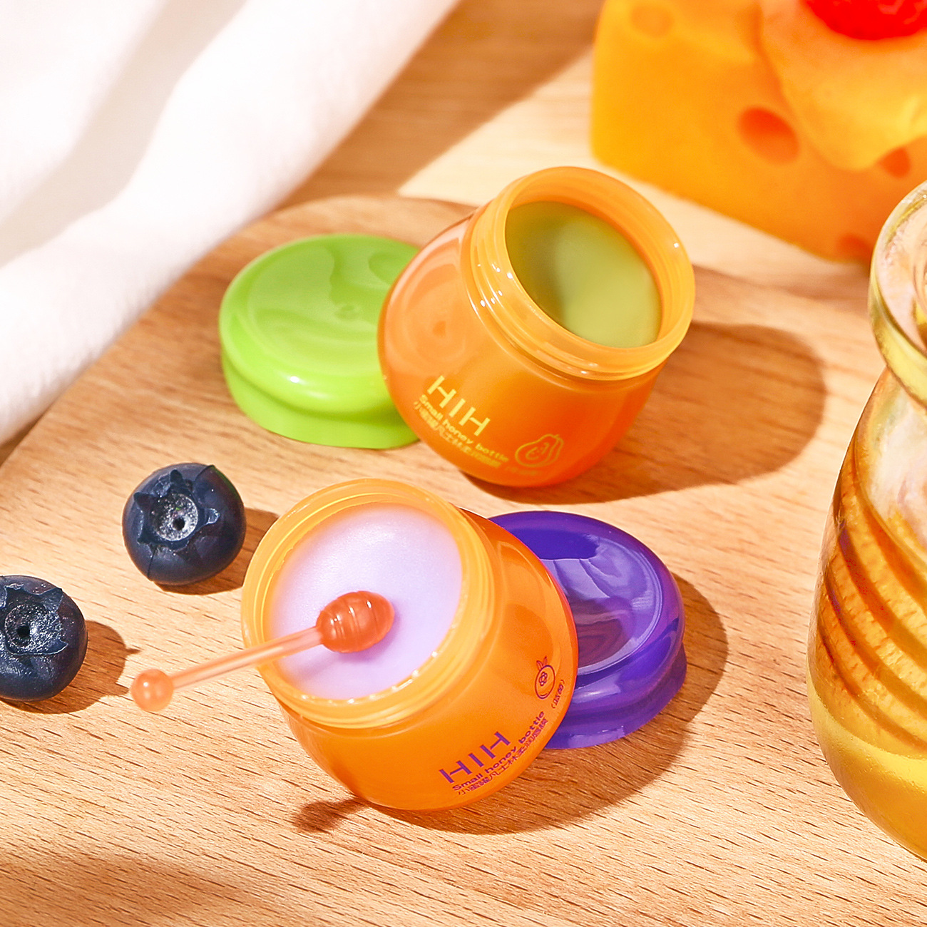 Four Sets Of Lip Masks To Improve Lip Dryness, Peeling, And Fruity Taste - Image 14