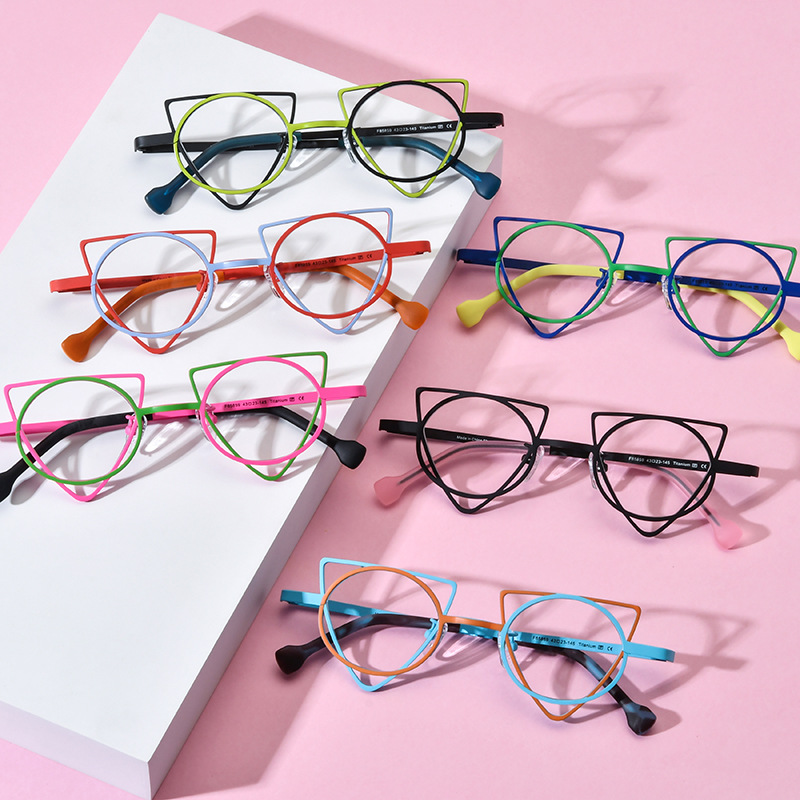 Colored Cat-eye Ultra-light Pure Titanium Myopia Glasses - Image 6