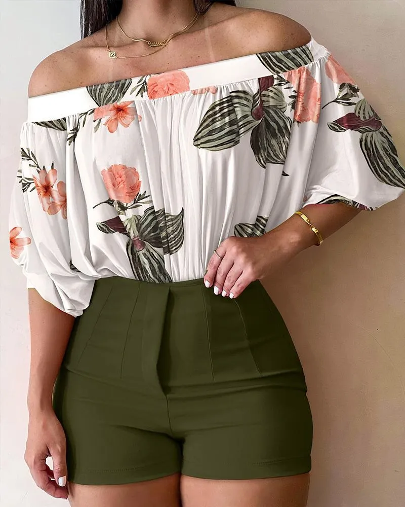 Women's Fashionable Elegant Floral Printed Top And Shorts Suit - Green