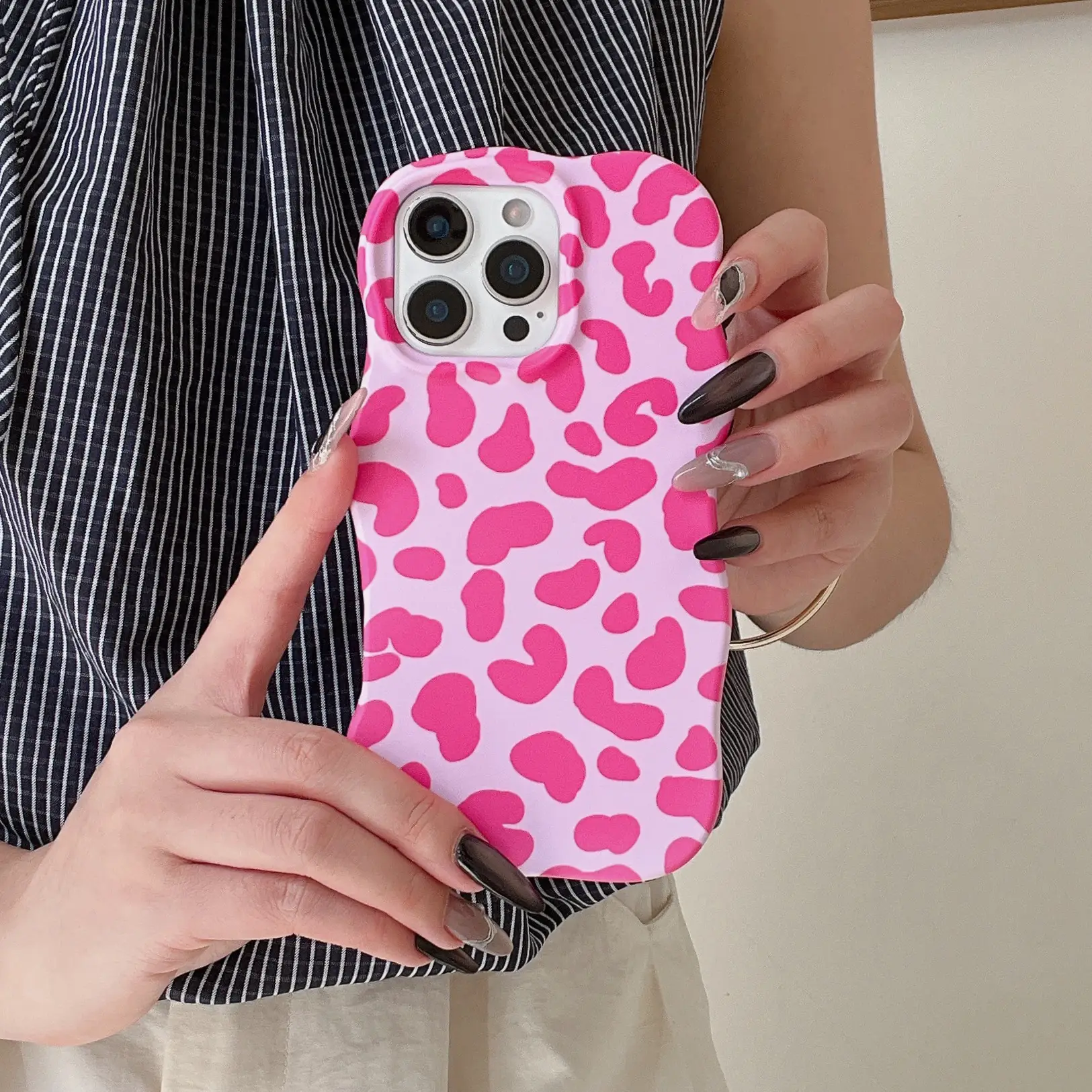 High-end Leopard-print Phone Case