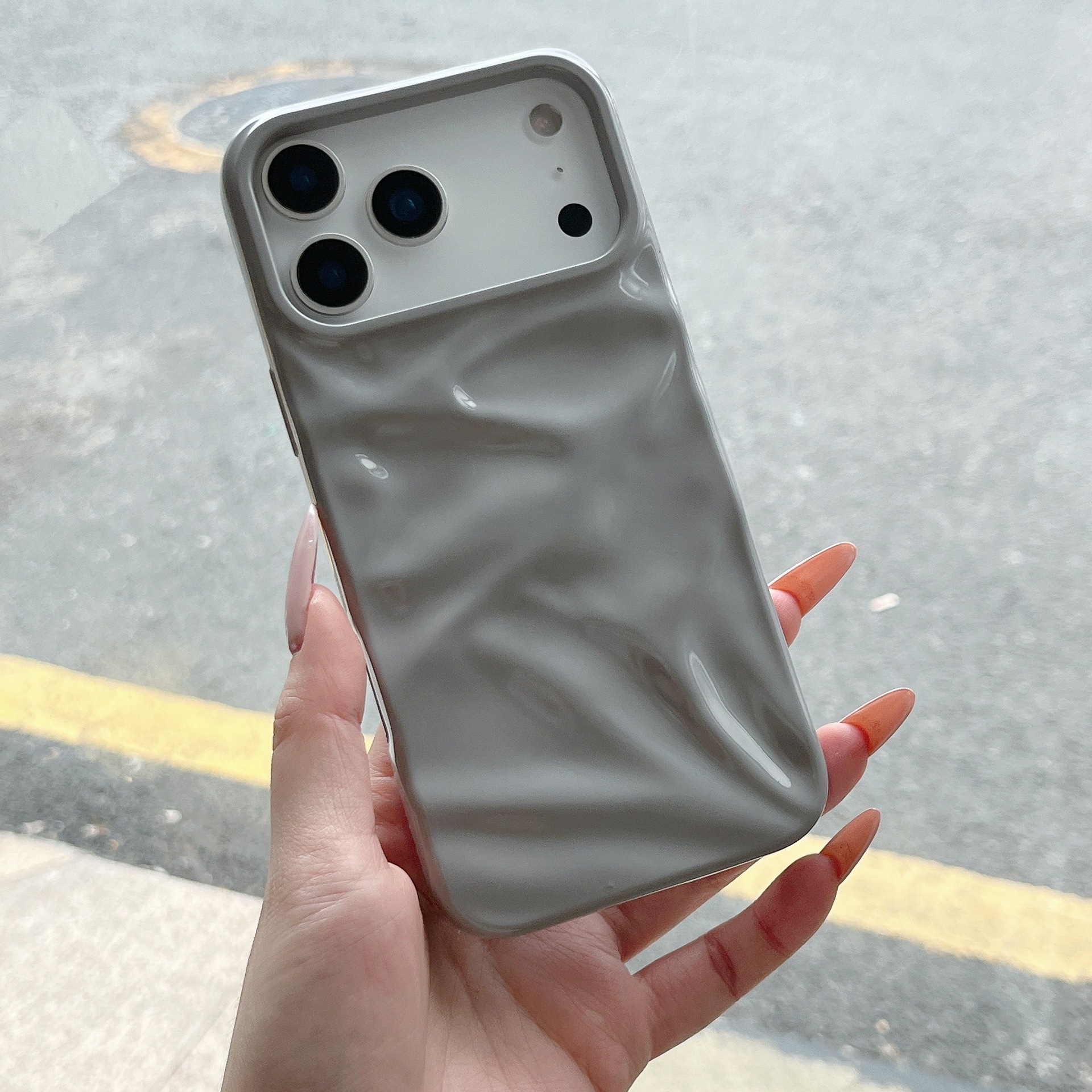 Simple Solid Color Pleated Soft Shell - Image 6