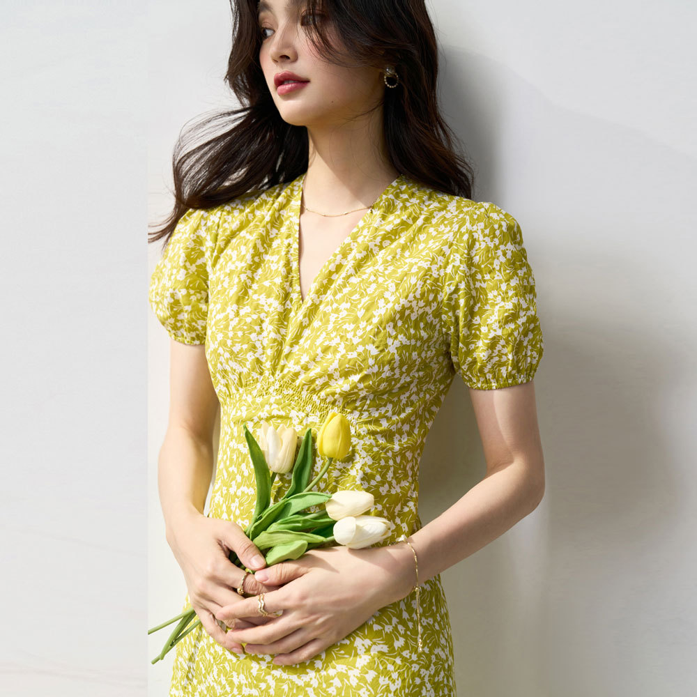 Small Floral High Waist V-neck Slimming Mid-length Dress