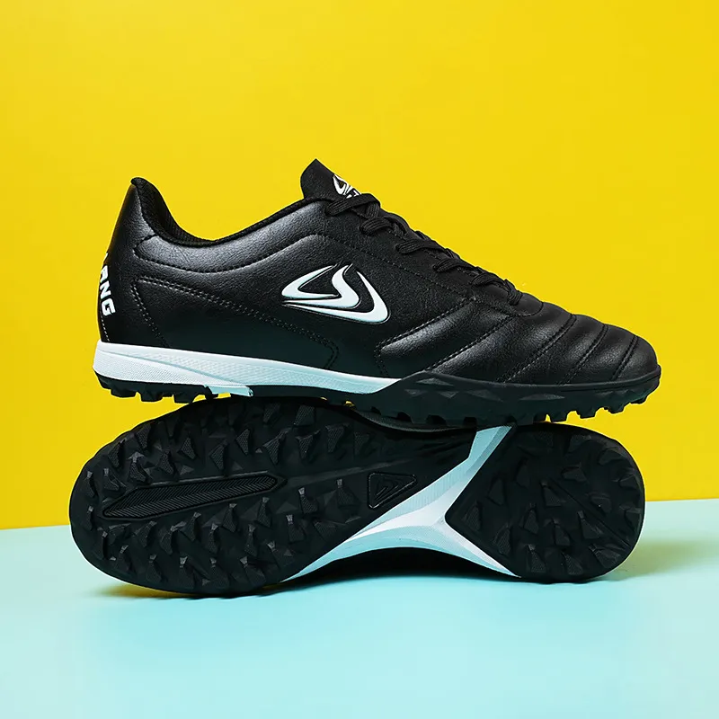 Outdoor Sports Turf Soccer Shoes - White