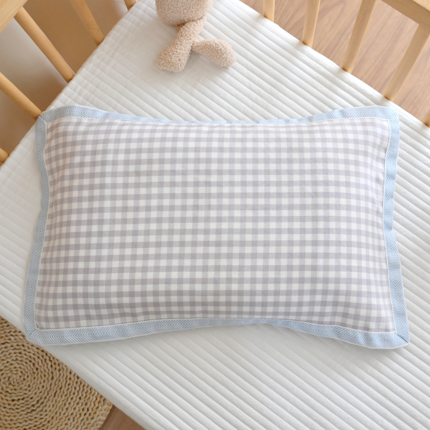 Plaid Pillowcase and Towel, picture 3 of 3