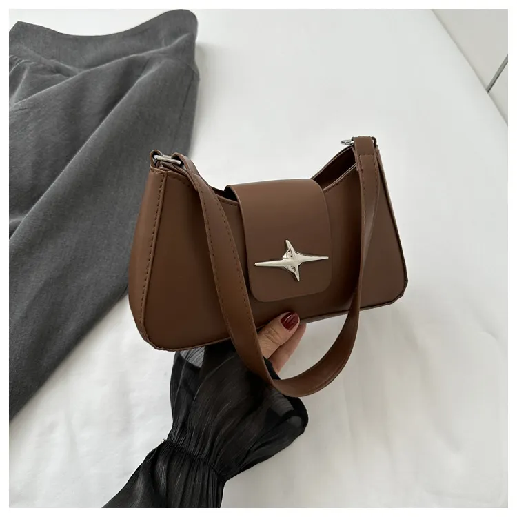 All-match Advanced Shoulder Messenger Baguette Bag - Brown