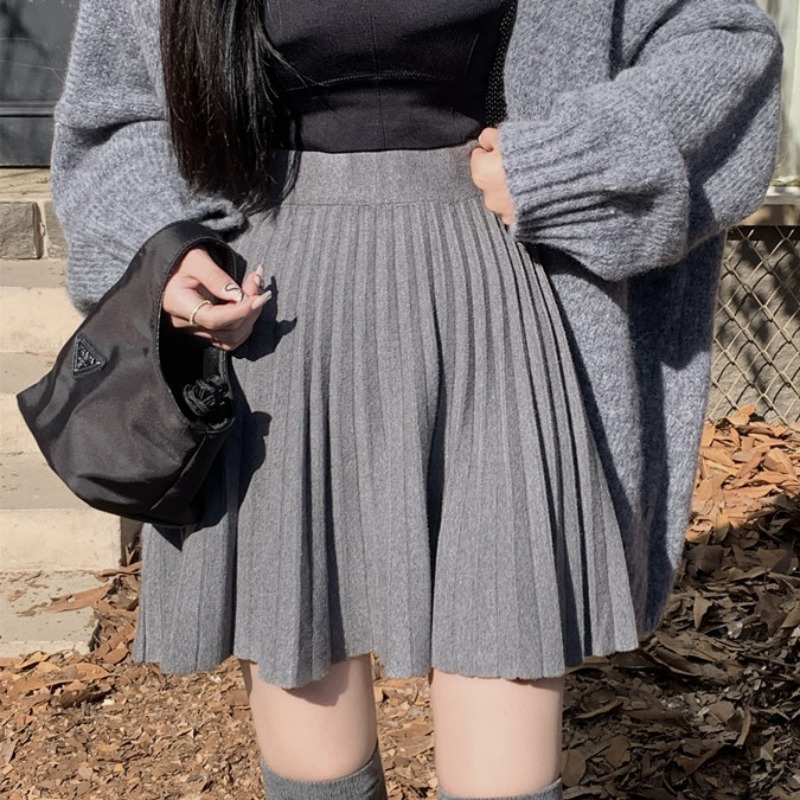 High-waisted A-line Figure-flattering Designer Knit Mini Skirt Versatile And Stylish