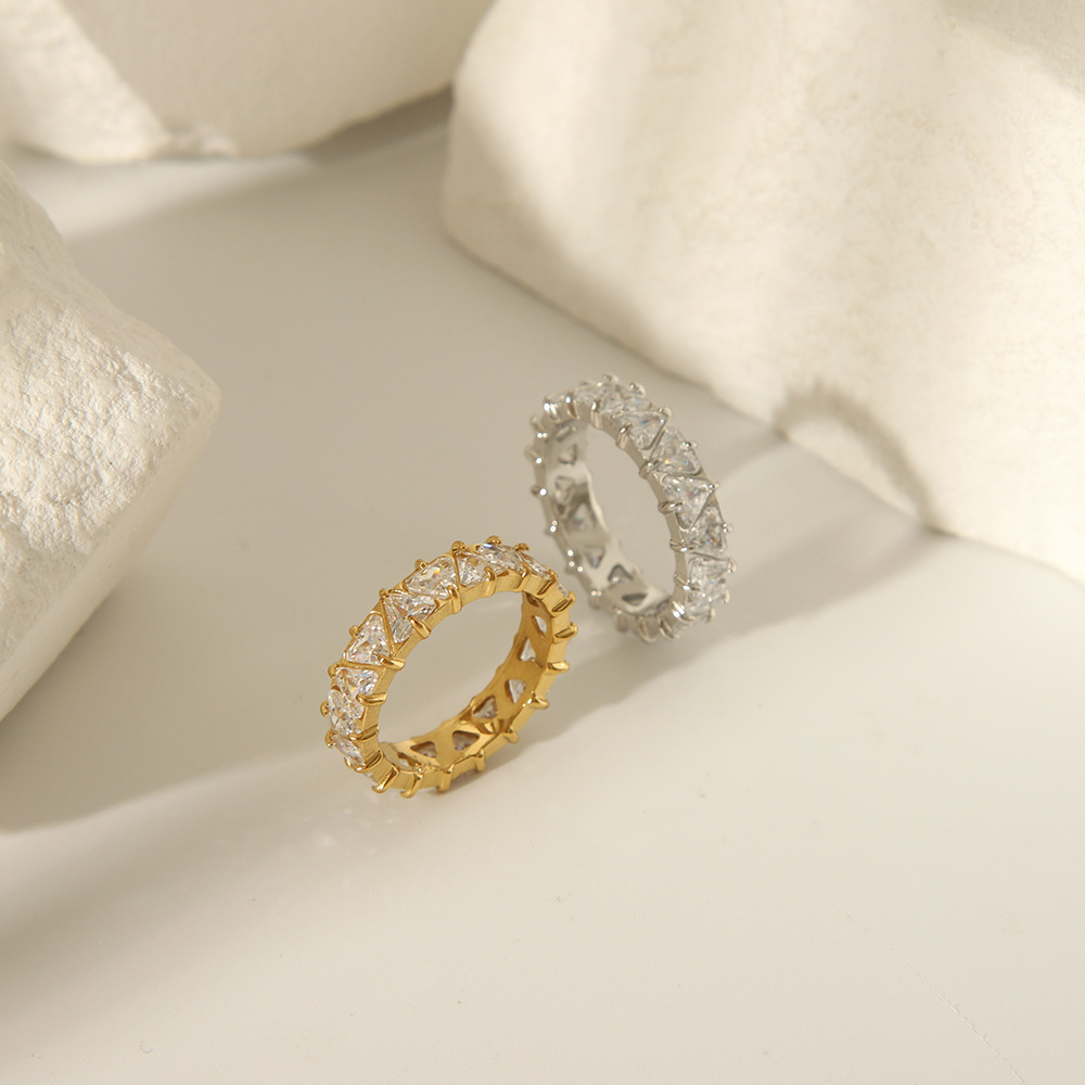 Triangle Zircon Light Luxury High-grade Full Of Gang Drill Zircon Ring