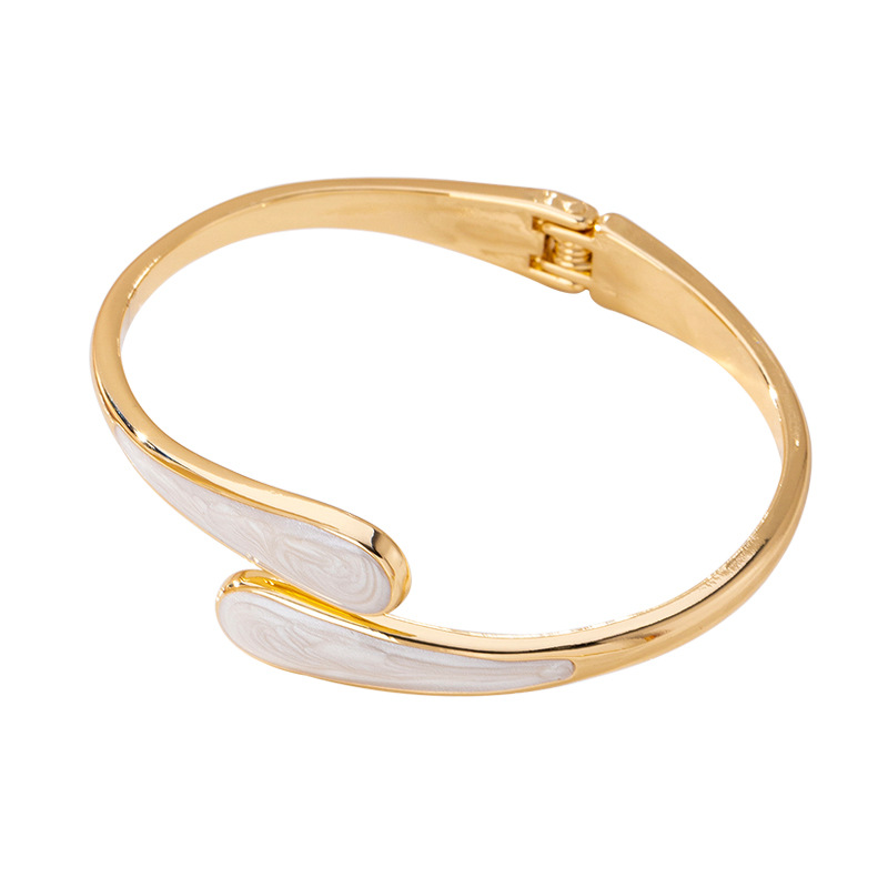 https://cf.cjdropshipping.com/quick/product/c4656303-4d29-46bc-bc99-562d1132e67b.jpg