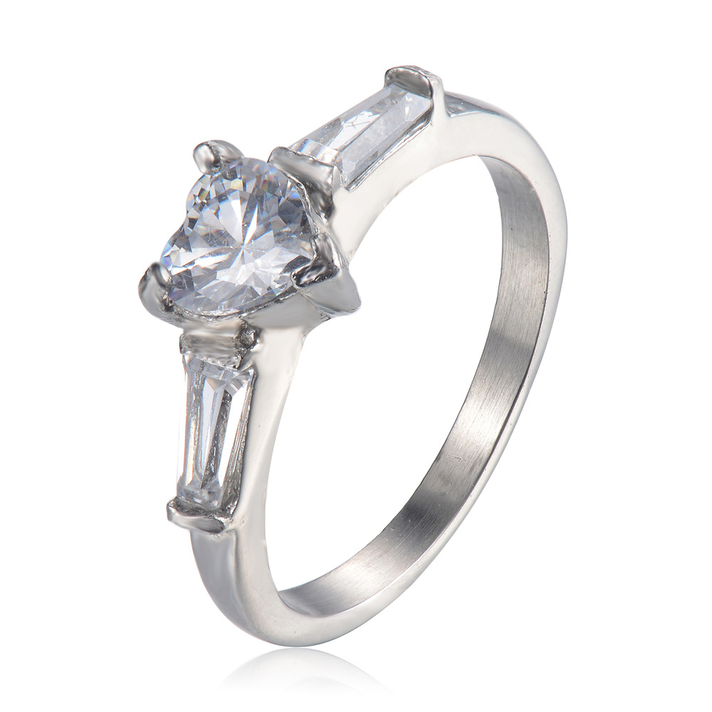 Women's Heart-shaped Diamond Ring Stainless Steel Casting Jewelry
